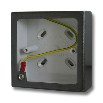 Single Pewter Pattress Box (32mm)