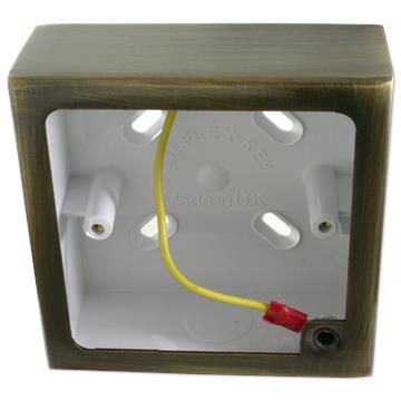 Single Antique Brass Pattress Box (32mm)
