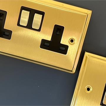 Deco Mixed Brass