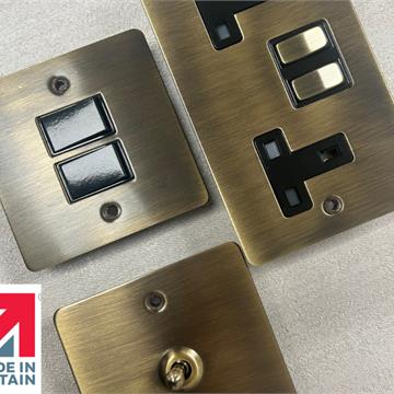Flatline Antique Brass