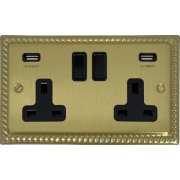 monarch satin brass double socket with usb (black switch) front fc20825