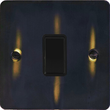 flat aged brass intermediate switch (1 gang/black switch) front fc20825