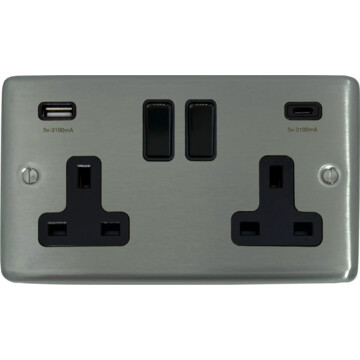 contour brushed steel double socket with usb (2 gang/usb a and usb c/black switches) front fc20825