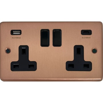 rose gold double socket with usb (usb a and usb c/black switches) front fc20825
