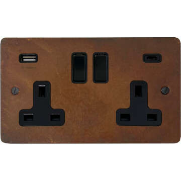 flat rust double socket with usb (usb a and usb c/black switches) front fc20825