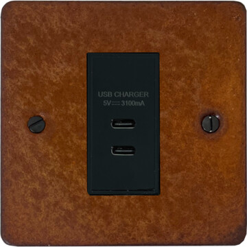 flat rust usb charger (2x usb c) (1 gang/black insert) front fc20825