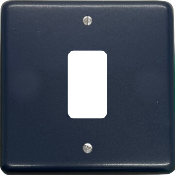 contour blue grid plate (1 gang) front fc20825