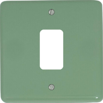 contour sage green grid plate (1 gang) front fc20825