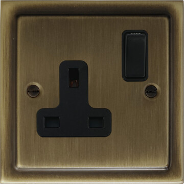 trimline antique brass socket (1 gang/black switch) front fc101025