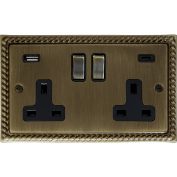 monarch antique brass socket with usb (usb a and usb c/antique brass switches) front fc101025
