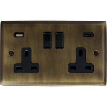 spectrum antique brass double socket with usb (usb a and usb c/black switches) front fc101025
